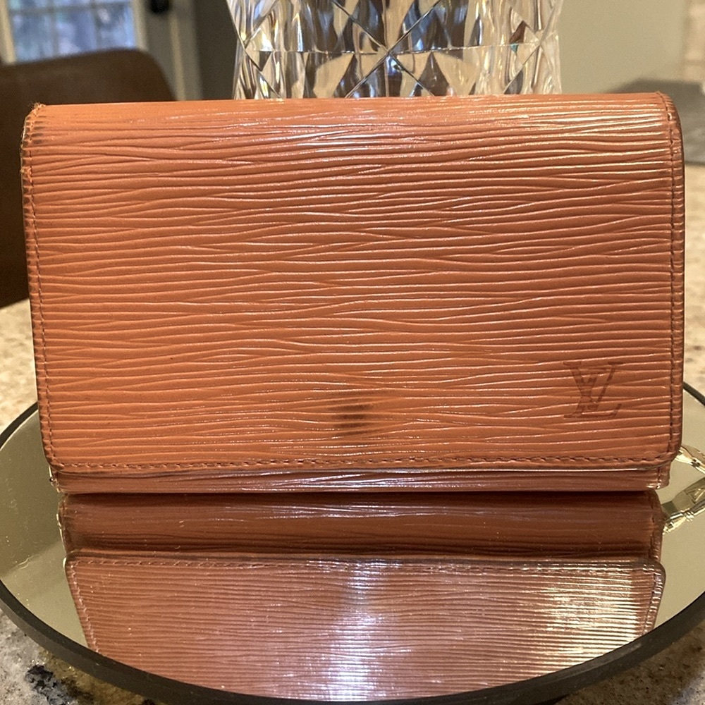 Louis Vuitton Authentic EPI Wallet